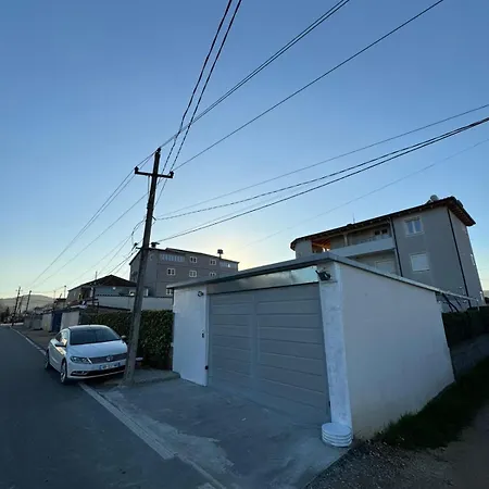 Apartamento Villa-koka-2 *